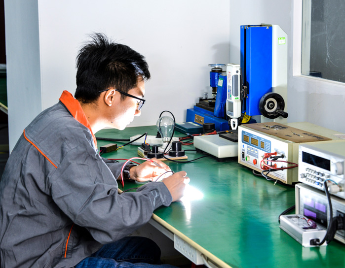 50+道檢測(cè)工序