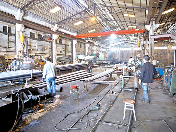 焊接打磨車間-路比亮