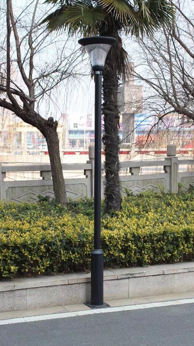 LED現(xiàn)代庭院燈