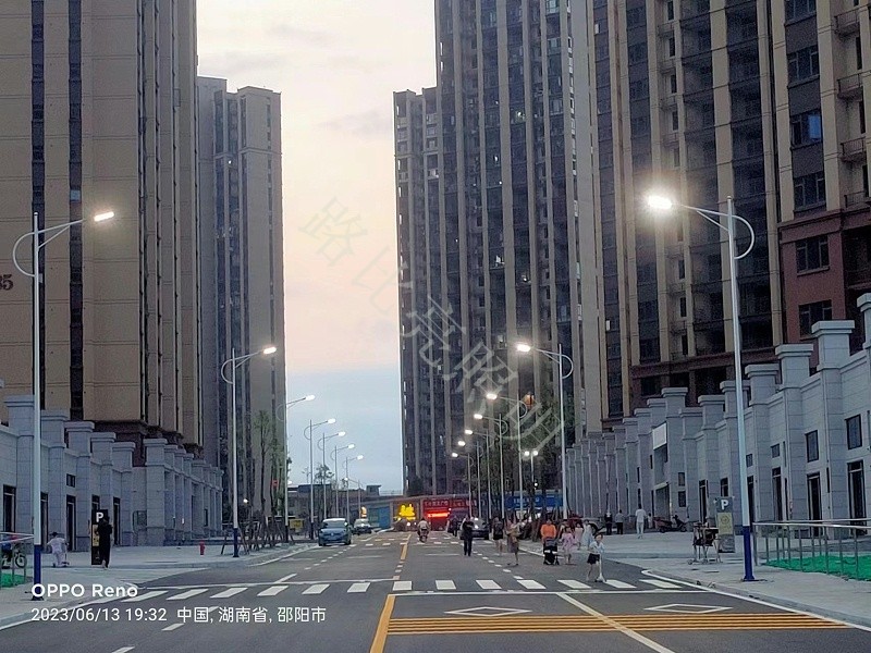 湖南隆回縣霞飛路LED路燈