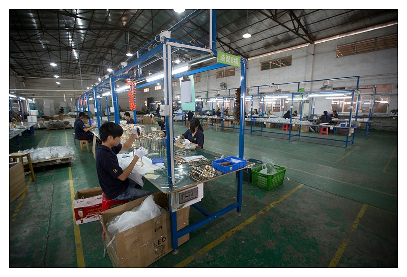 燈具生產(chǎn)車間