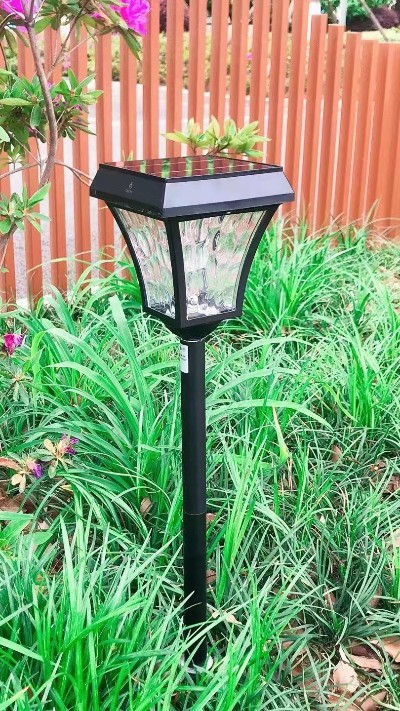 太陽能插地草坪燈