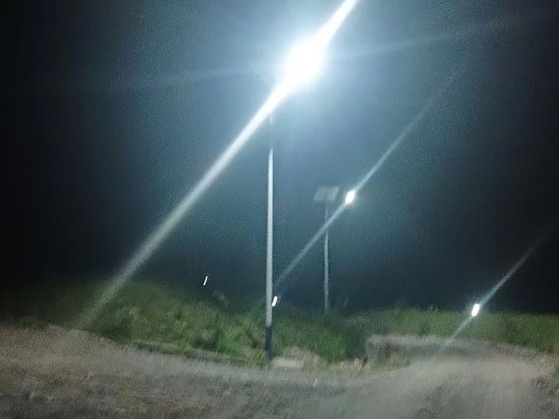 雙頭太陽能路燈