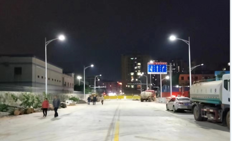 10米高低頭LED路燈