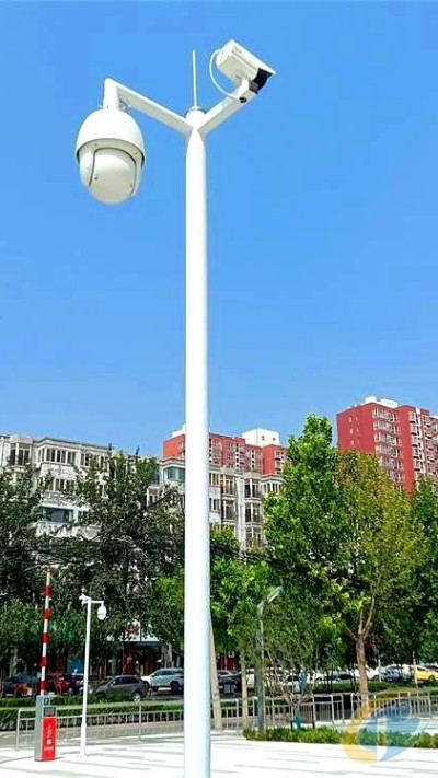 LED監(jiān)控立桿