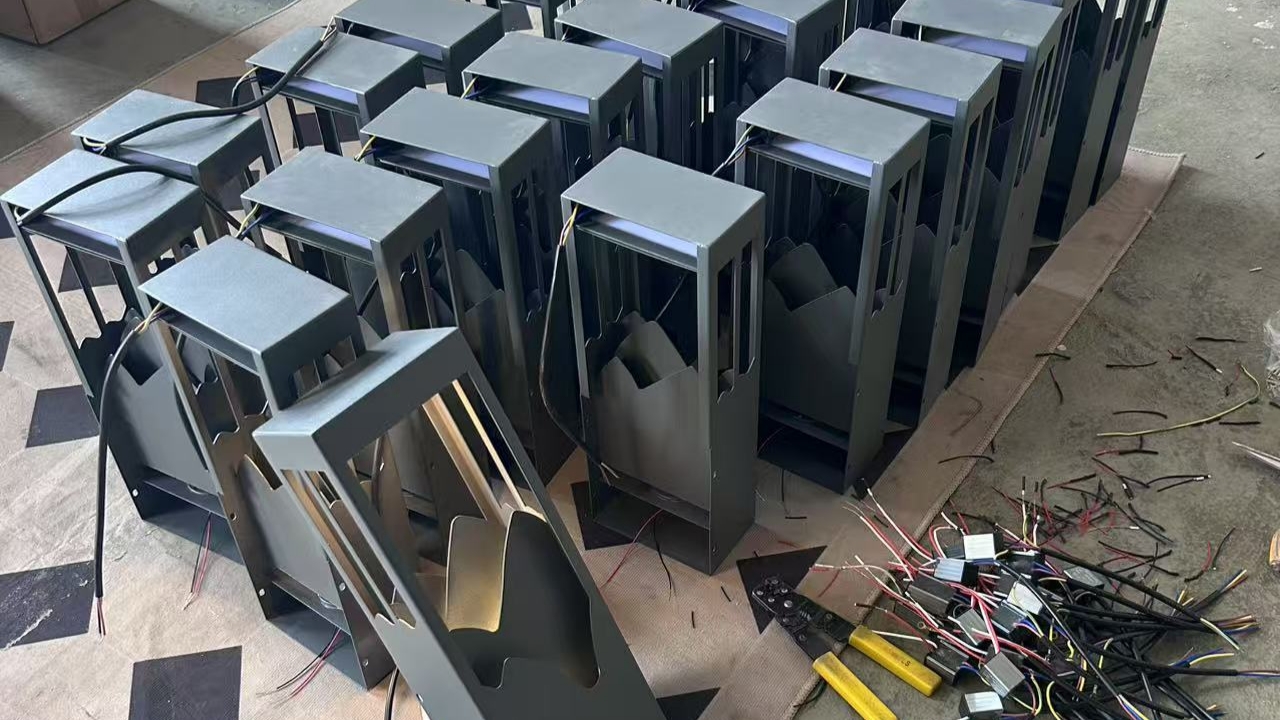 點(diǎn)亮庭院之美，20年專(zhuān)業(yè)品質(zhì)鑄就非凡草坪燈