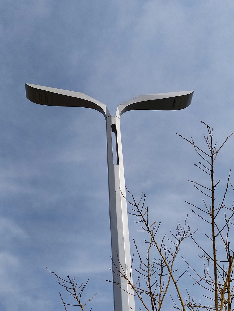 新款LED雙臂路燈