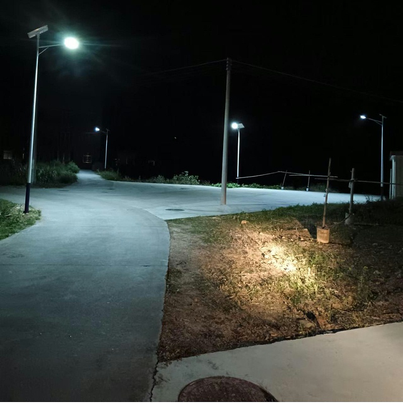 6米太陽(yáng)能路燈