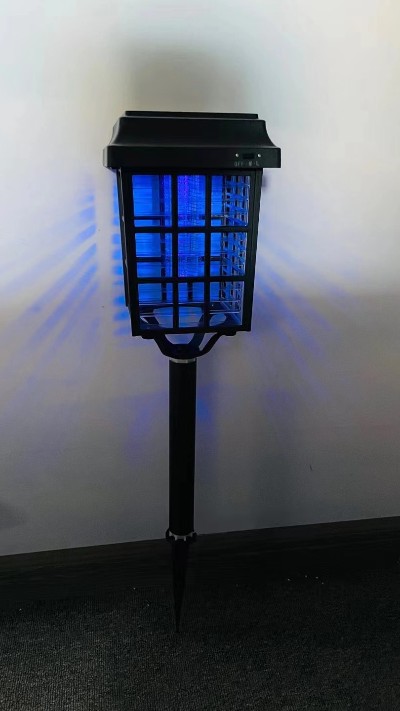 太陽能滅蚊草坪燈