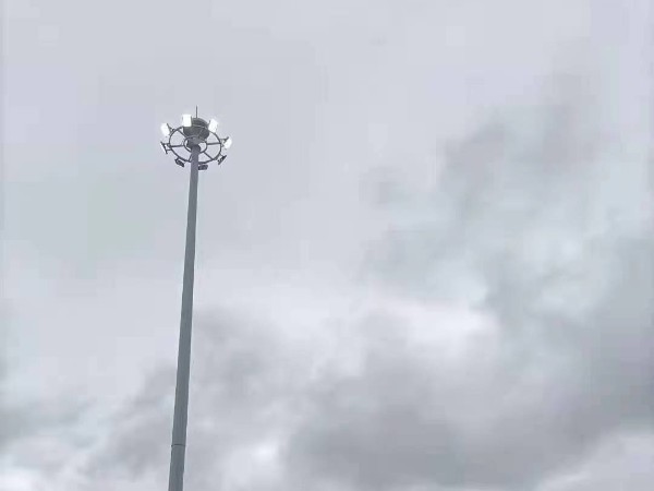 湖南鳳凰客運(yùn)站高桿燈工程案例